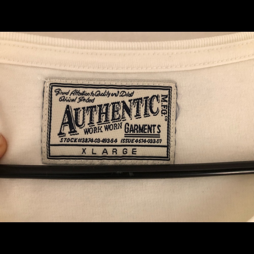 Tee shirt